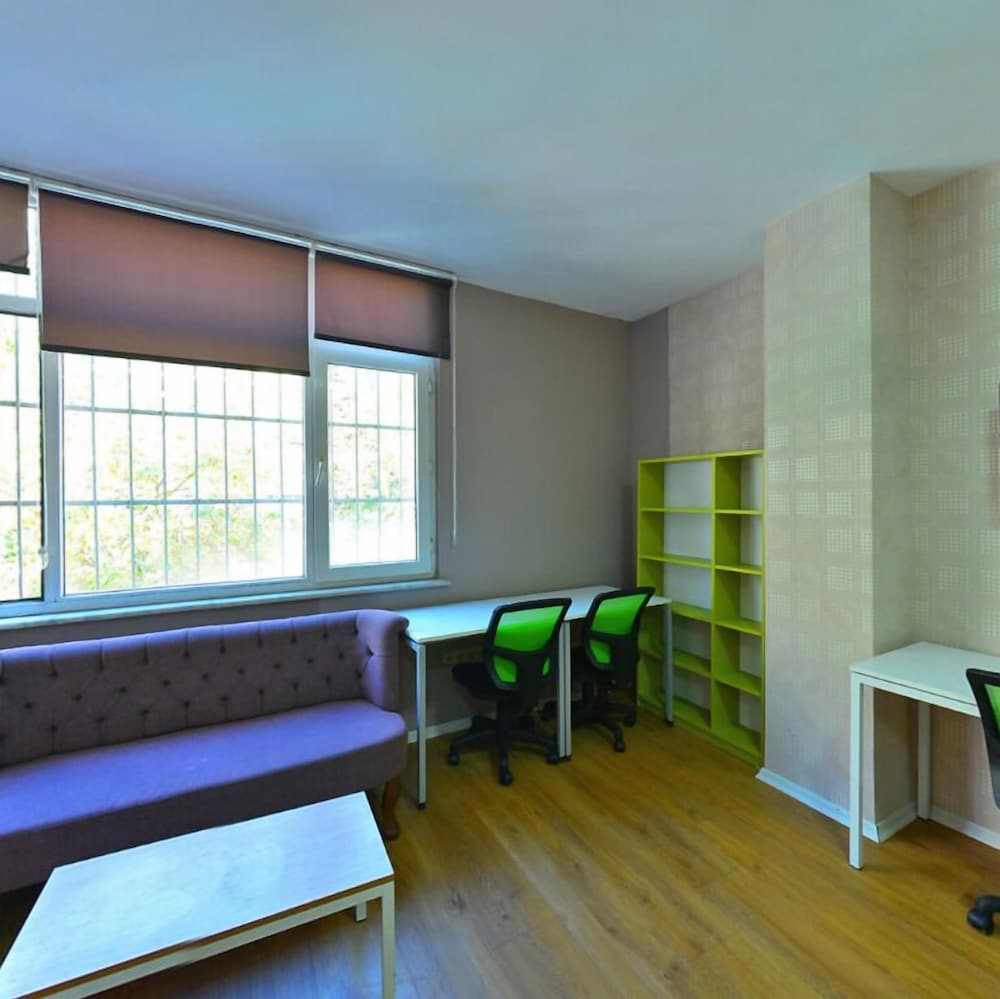 Campucity Kiz Ogrenci Yurdu 10/21
