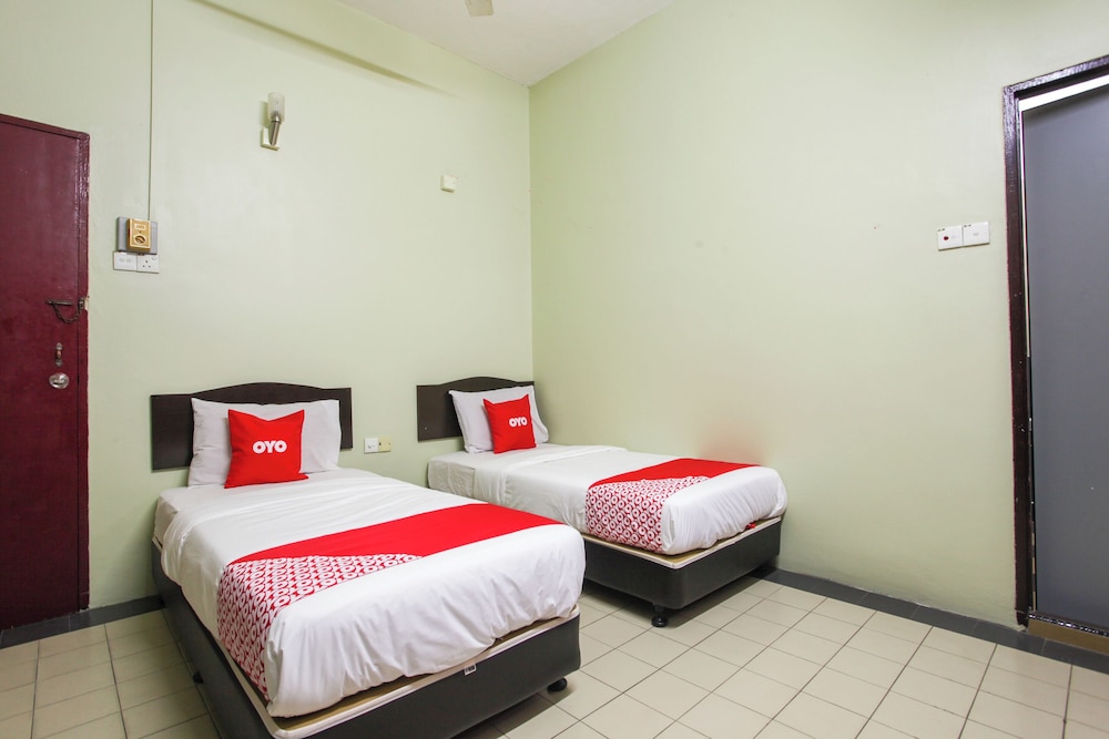 OYO 89549 Casavilla Hotel (city Centre) Taiping 10/17