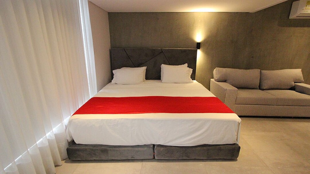 Hotel Atrium Plaza 32/65