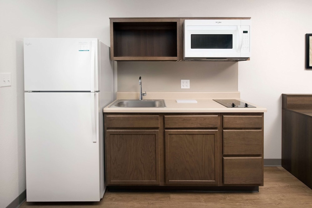 WoodSpring Suites West Des Moines 38/38