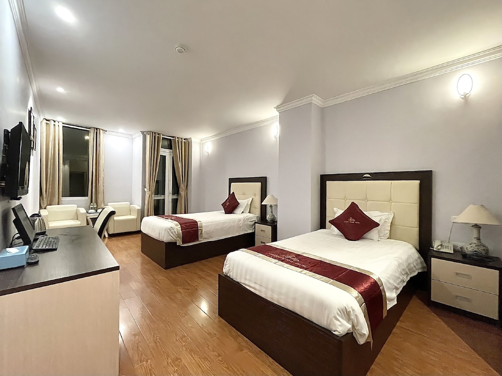 Golden Cyclo Premier Hotel Powered By Fave 9/56