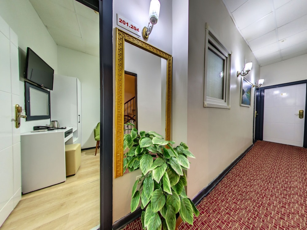 HOTEL MARA 6/62