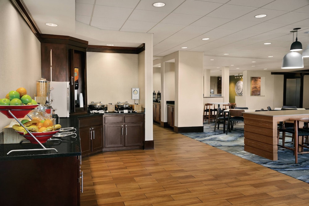 Lobby at Fairfield Inn And Suites Tupelo, TUPELO - MS