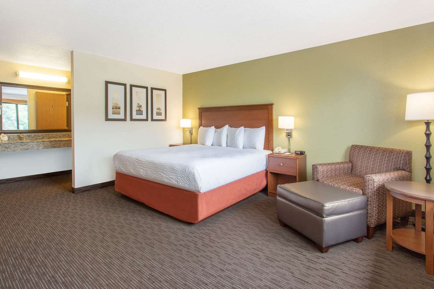 AmericInn by Wyndham Calumet 5/19