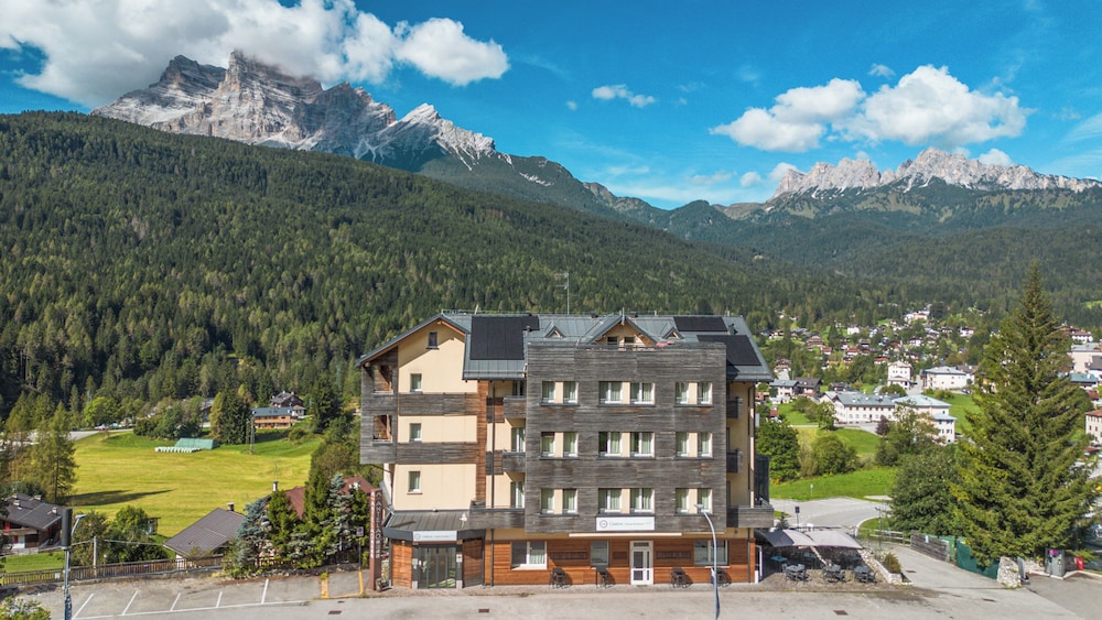 Hotel Antelao Dolomiti Mountain Resort 4/66