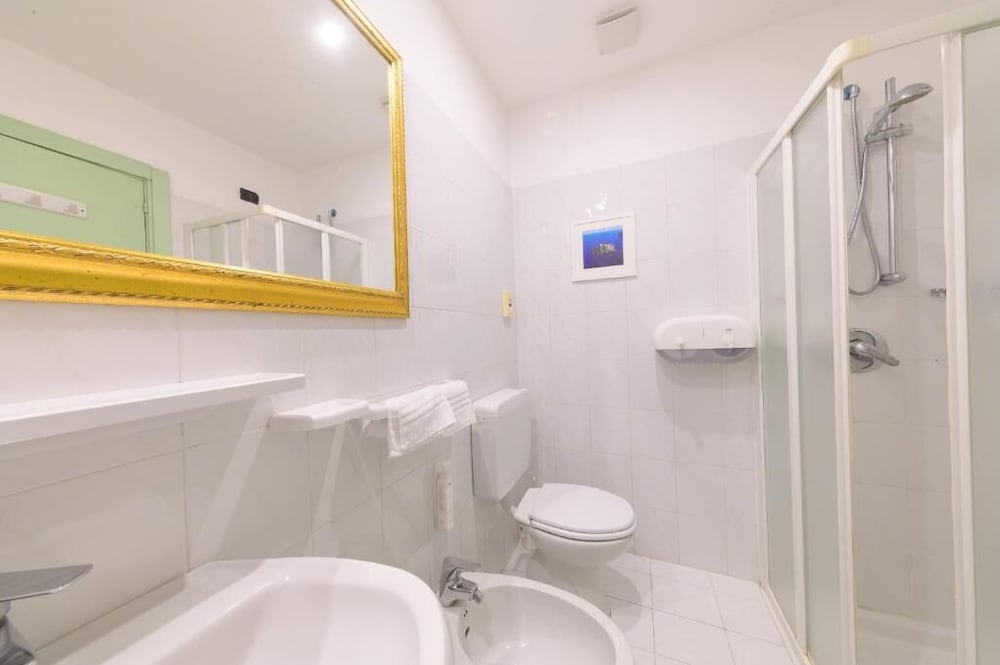 Hotel Terme Oriente – Beach & SPA 76/79