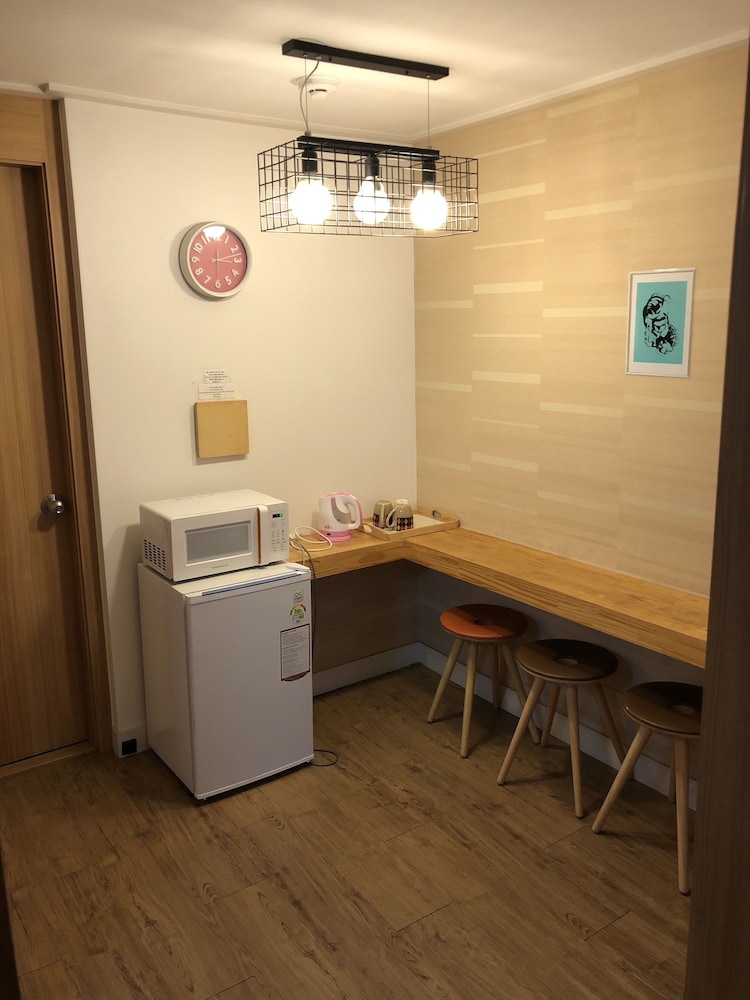 High Street Guest House 6/50