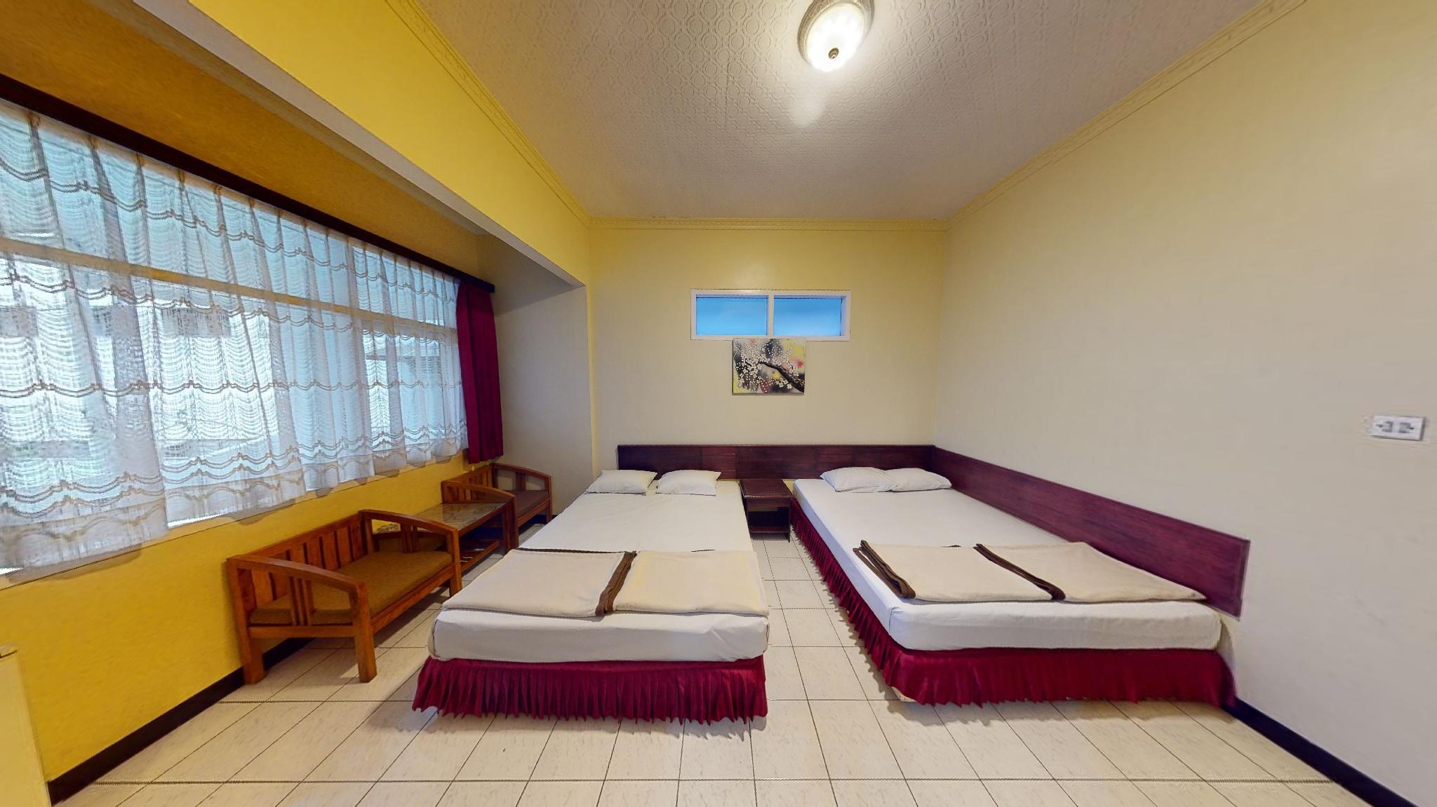 Hotel Santosa 14/27