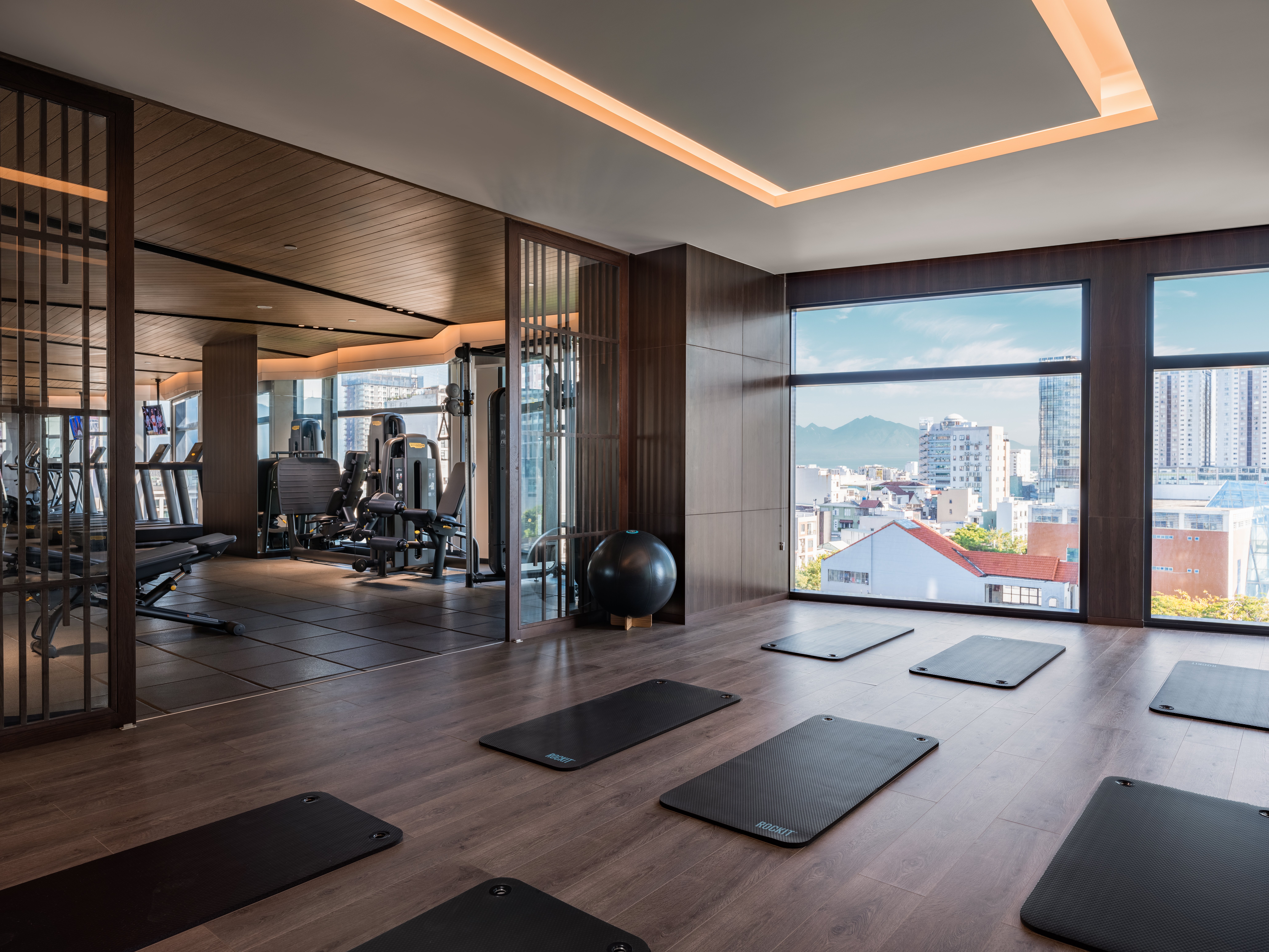 Crowne Plaza Danang City Centre by IHG 25/50