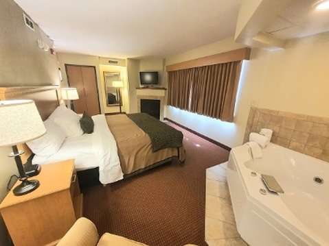 AmericInn by Wyndham Waconia 53/80