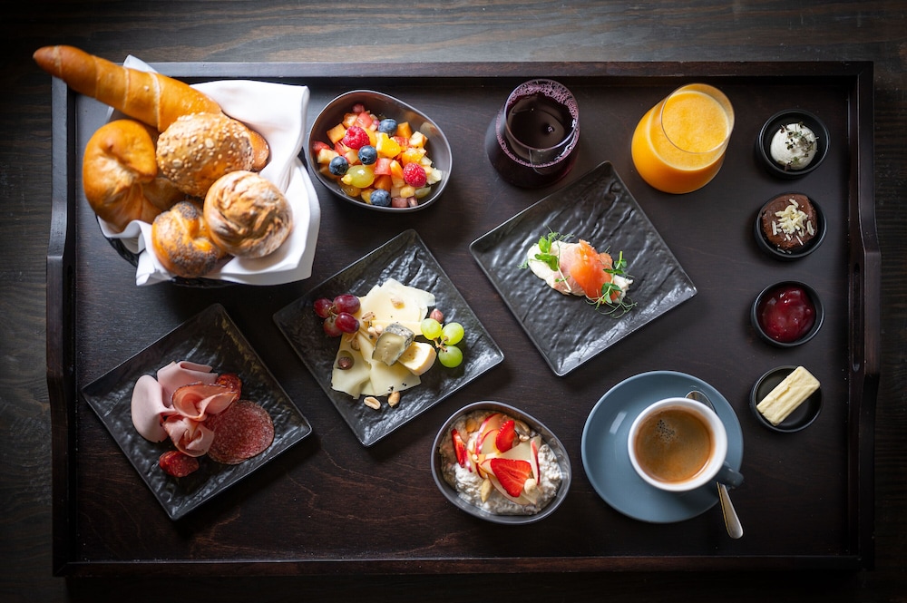 MAVIDA BALANCE HOTEL AND SPA 66/79