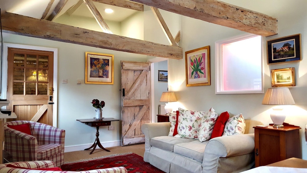 River Nene Cottages 20/50