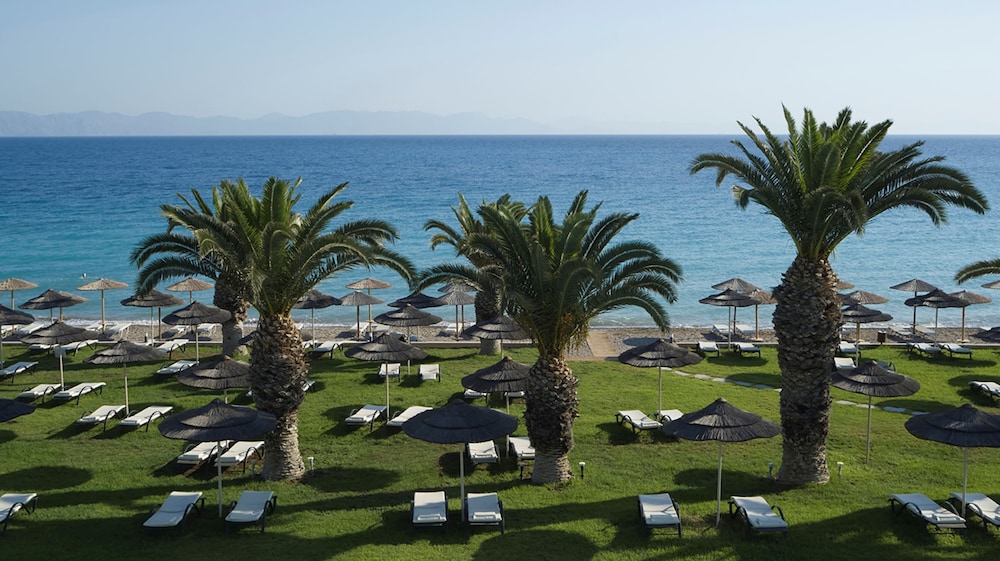 The Ixian Grand and All Suites Adults Only Hotel 60/67