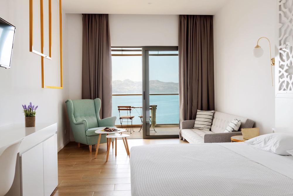 Room at EPIRUS HOTEL, SARANDE