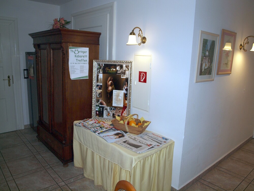 Hotel Bellevue Schmolln 9/42