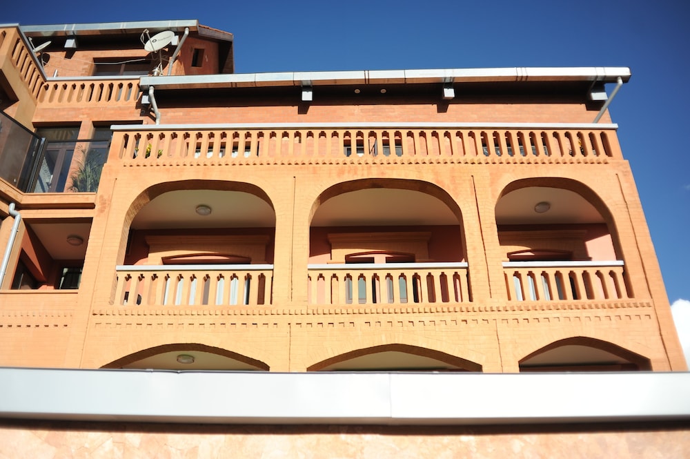 Havana Resort 2/69