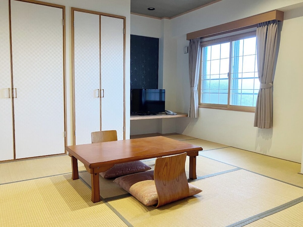 Japanese, Triple, 3 Futon Beds