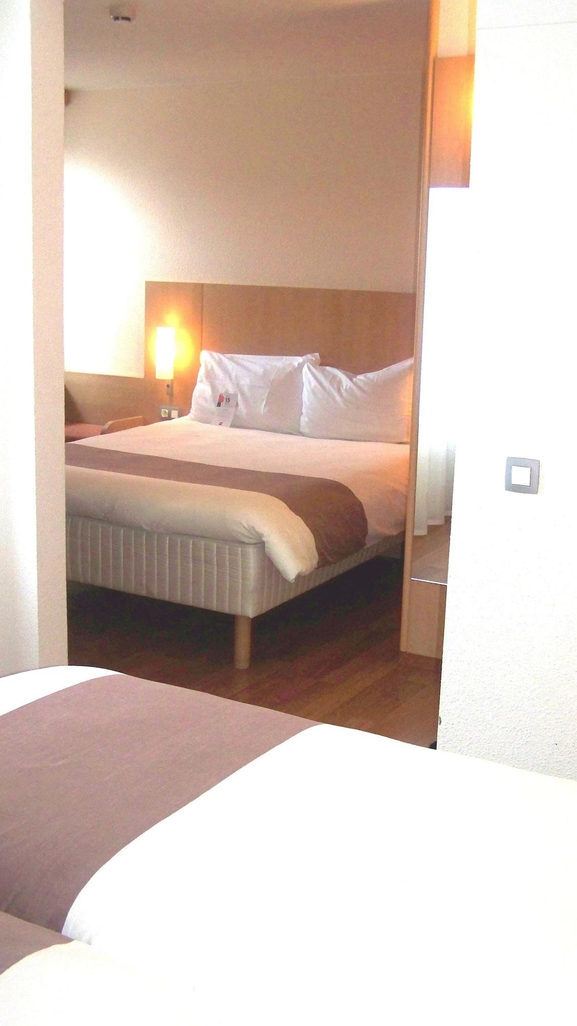 Standard, Multiple Beds، Ibis Brussels Expo Atomium 3/4