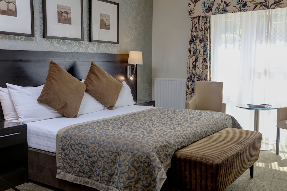 Norfolk Royale Hotel 33/75