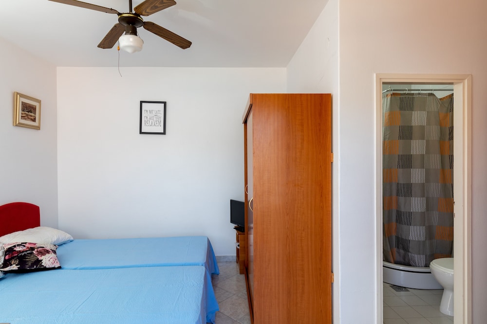 VILLA VALJALO 24/50