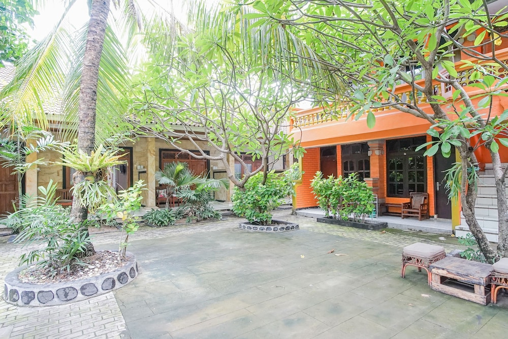 Mahendra Beach Inn 4/41
