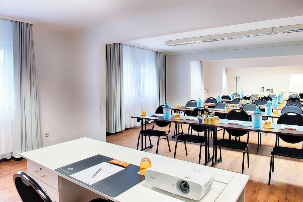 ACHAT Hotel Schwetzingen Heidelberg 42/50