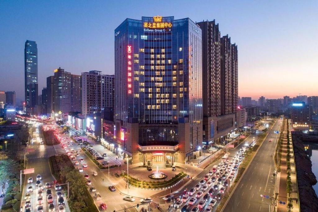 Vienna International Hotel (Huiyang Municipal Square) 8/43