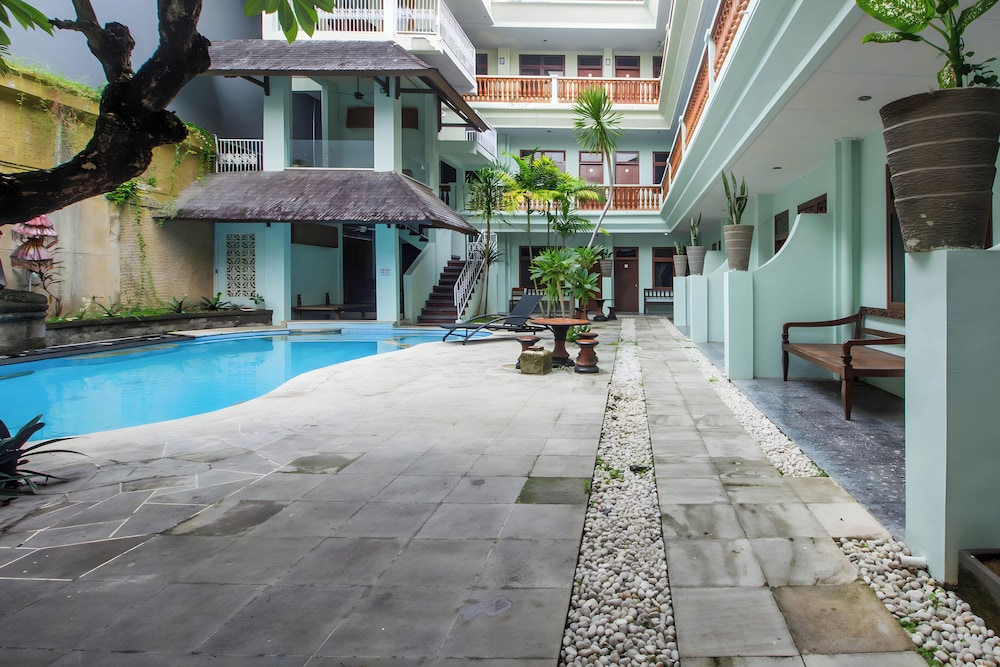 Capital O 93809 Wida Hotel 18/23