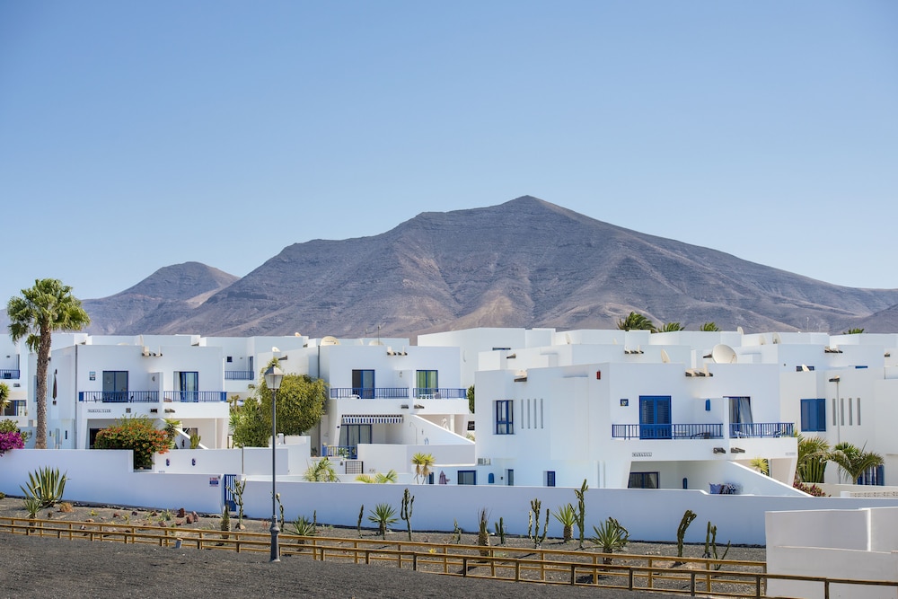Villas Puerto Rubicon 3/71