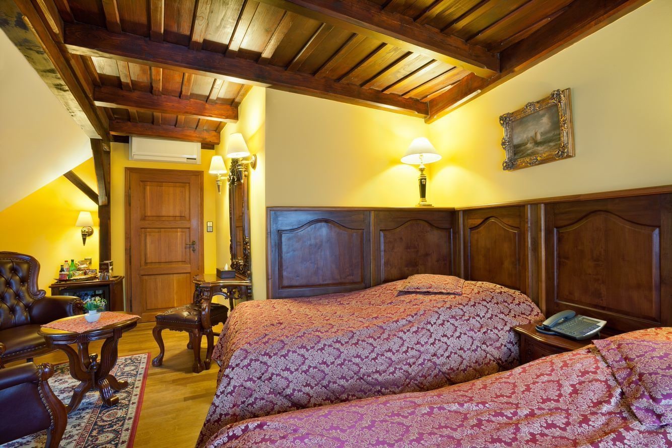 STANDARD, TWIN BEDS