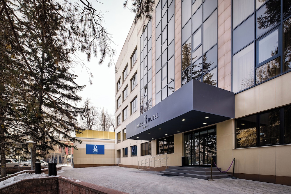 Park Hotel Almaty 47/55