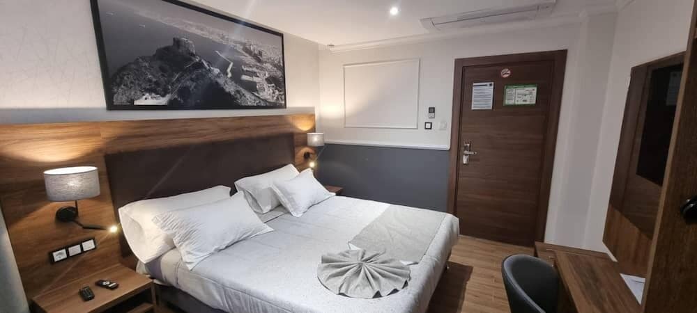 LOUNIS HOTEL 16/36