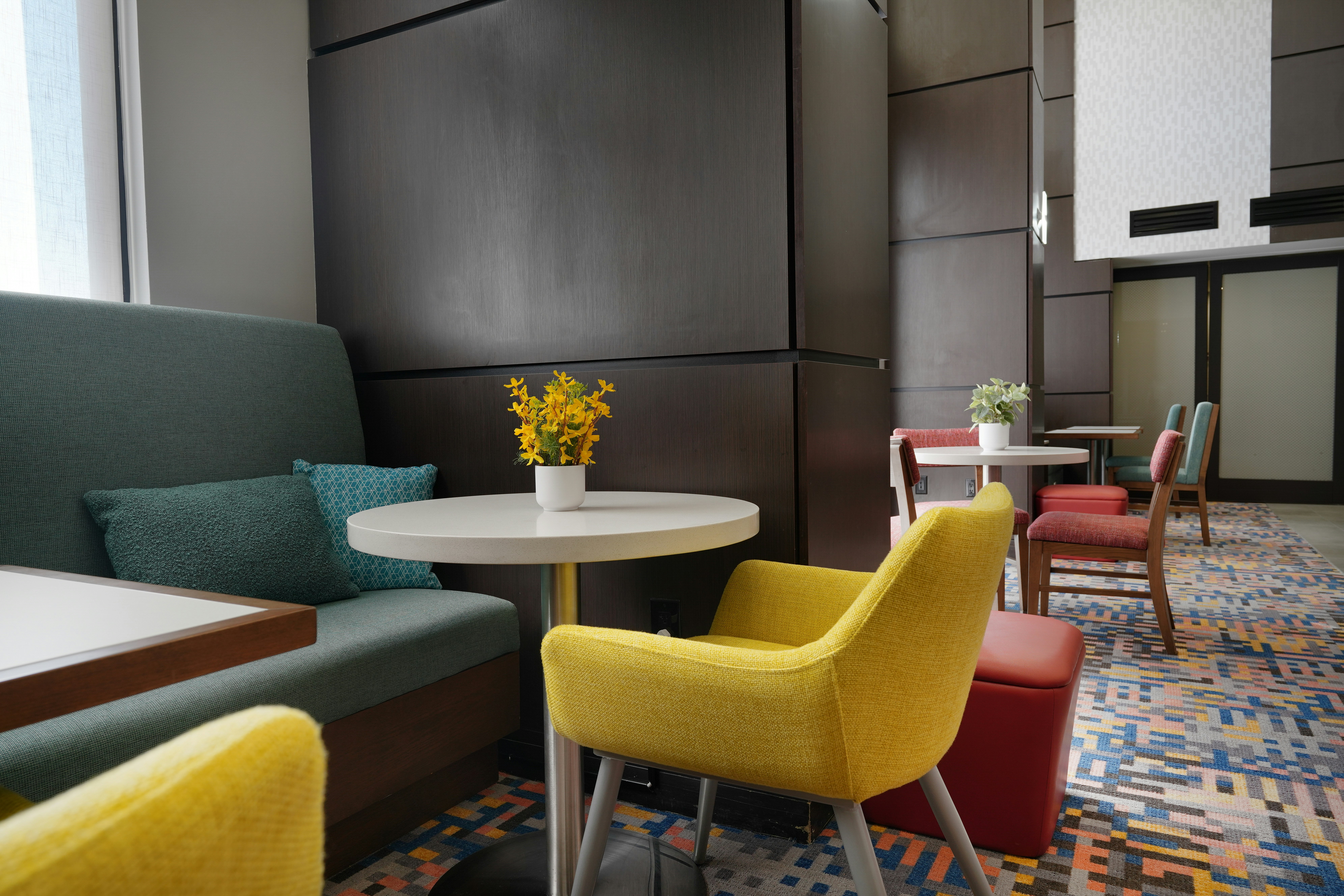 Hampton Inn and Suites Tulsa Hills 23/37
