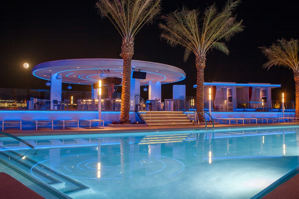 Don Laughlin's Riverside Resort Hotel & Casino 24/43
