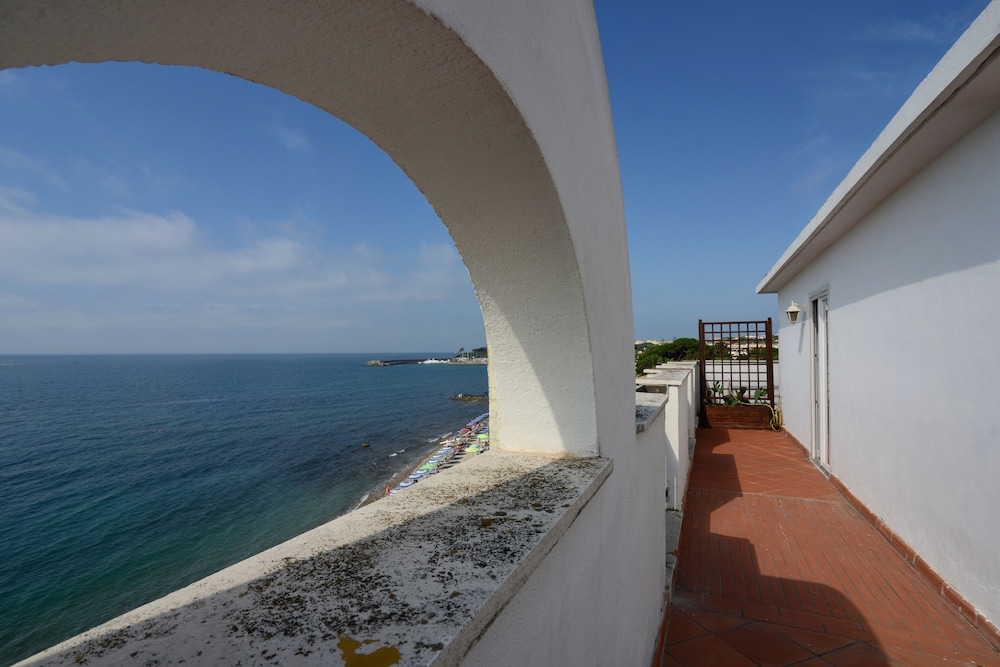 Del Sole Hotel 55/64