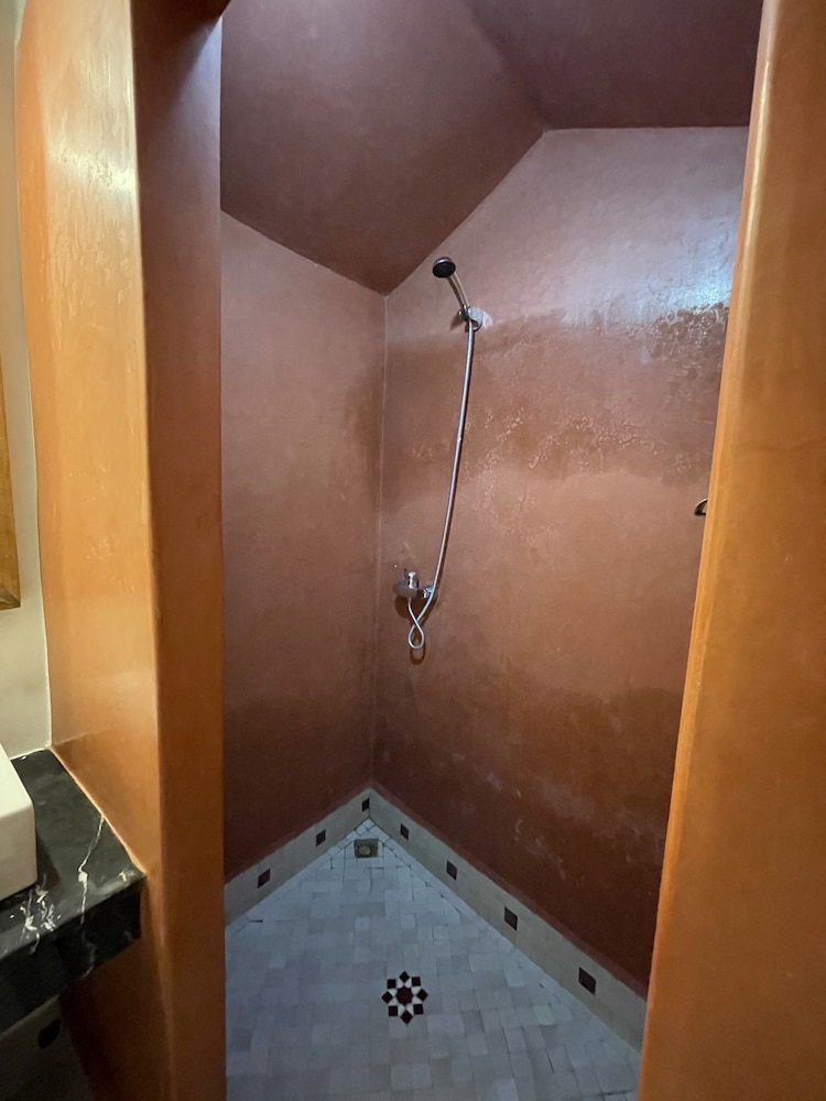 Riad Samarine 39/42