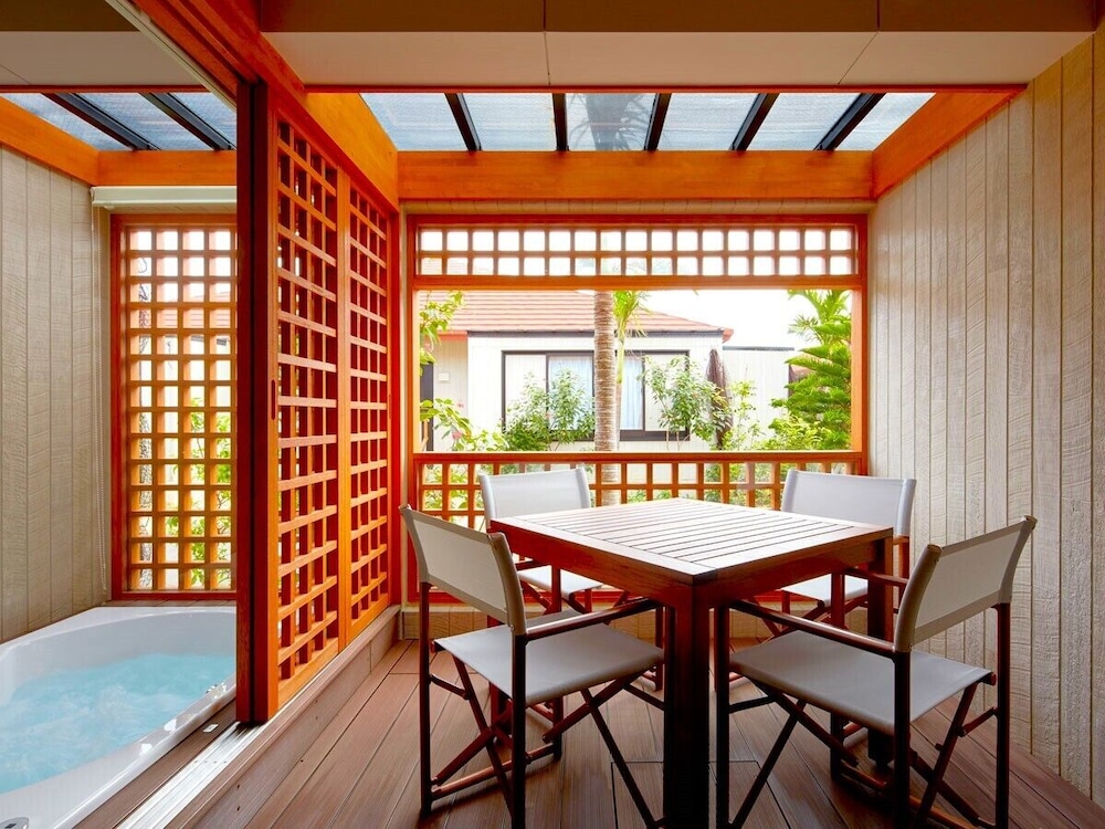 Allamanda Imgya Coral Village 32/50