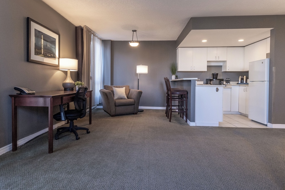 Hotel Faubourg Montreal 32/61