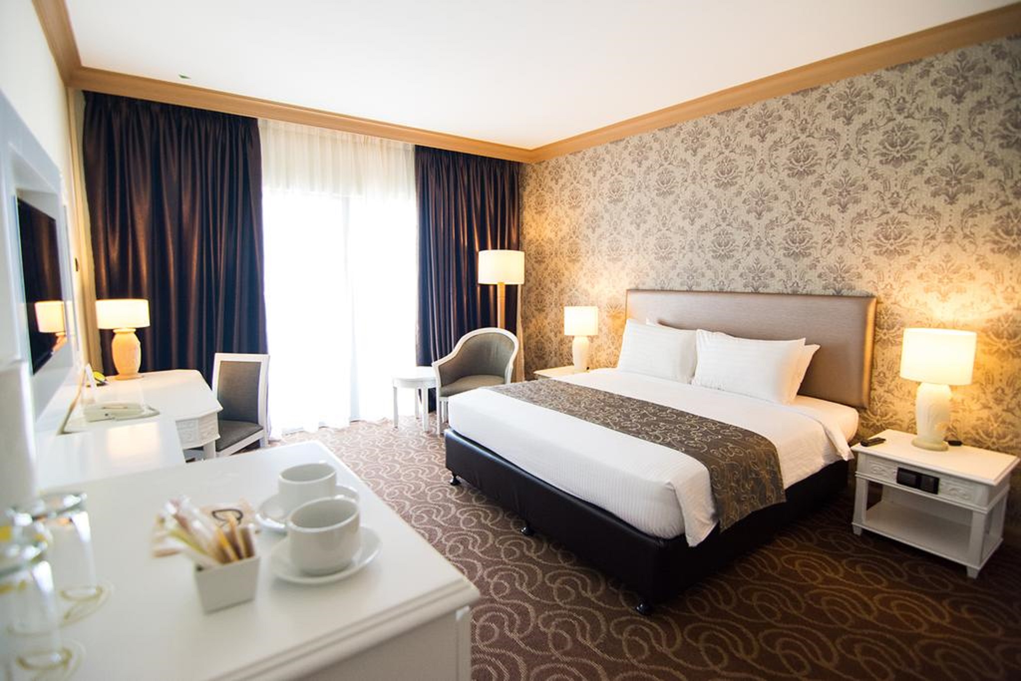 Deluxe, Double or Twin Bed