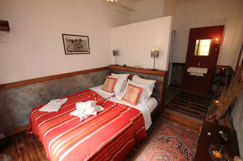The Colonial Guest House 6/30