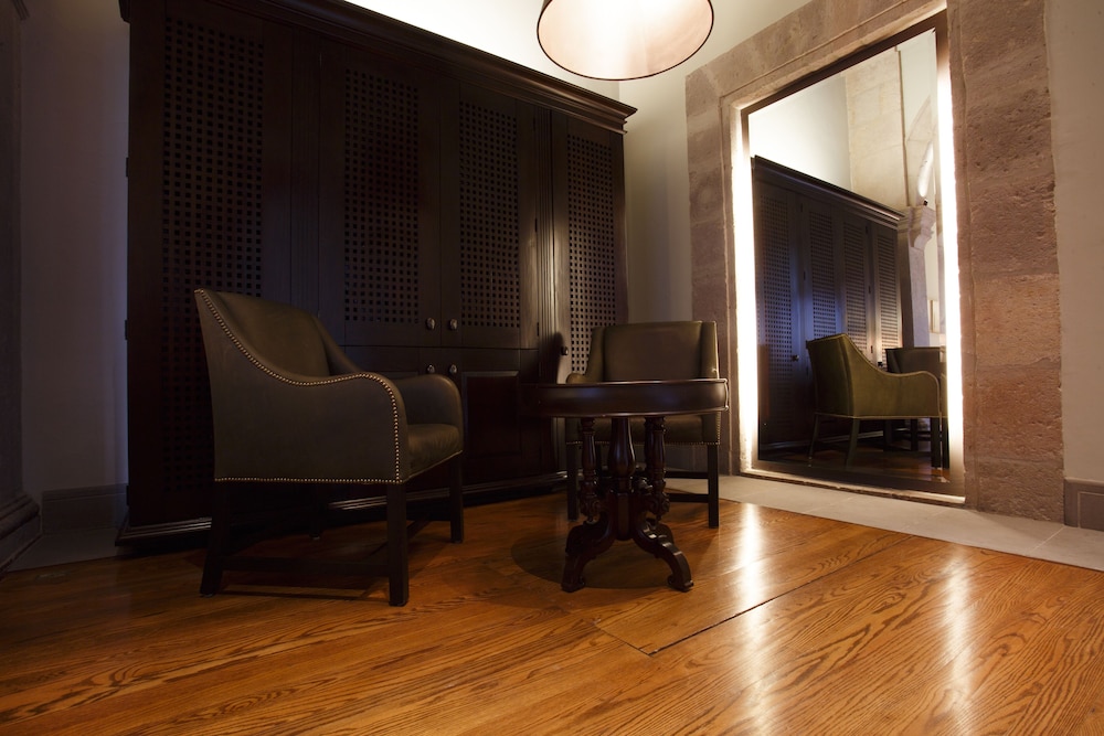 CASA GRANDE HOTEL BOUTIQUE 40/67