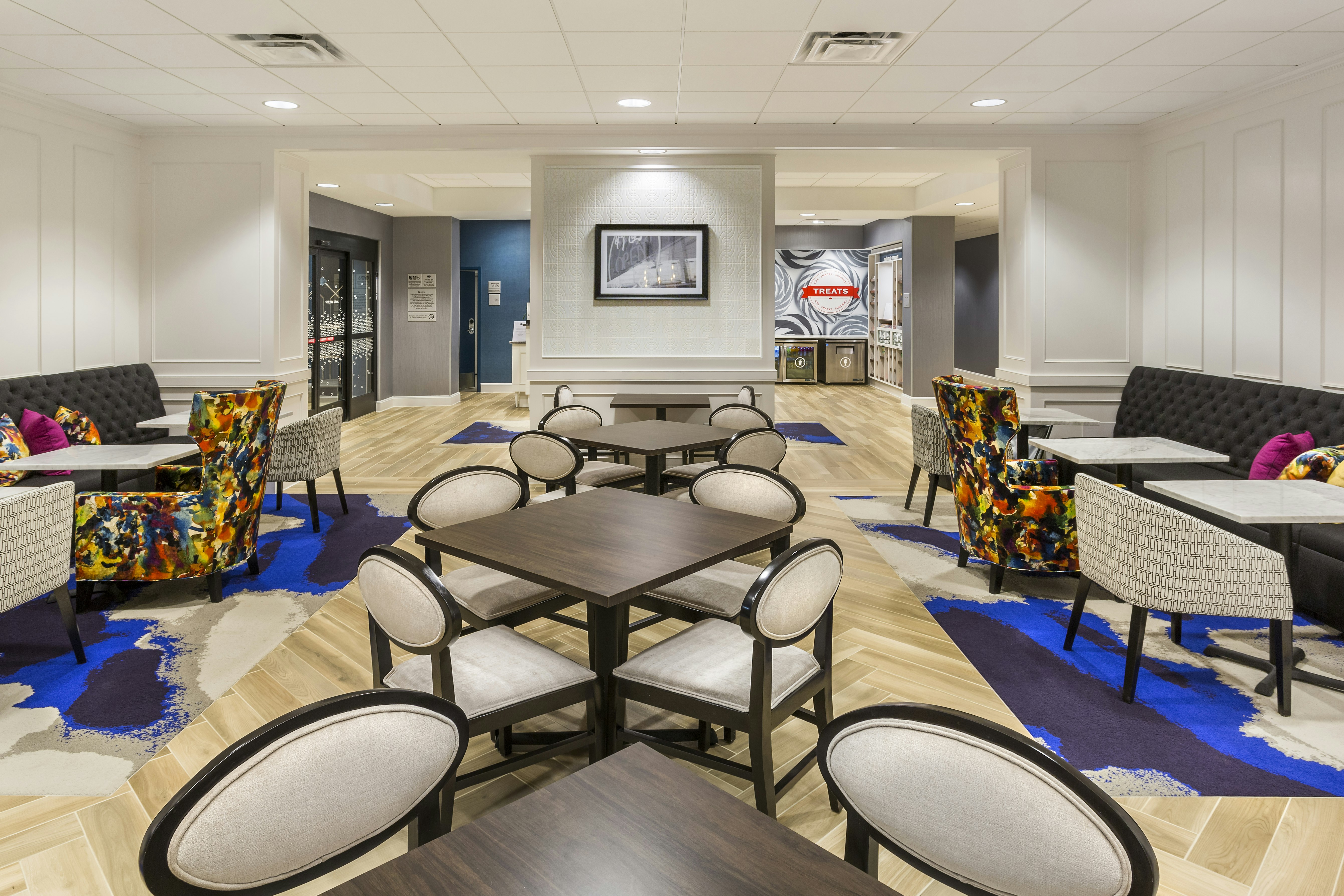 Hampton Inn & Suites Newport-Cincinnati 30/44