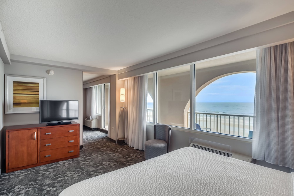 Courtyard By Marriott Jacksonville Beach Oceanfront 14/48