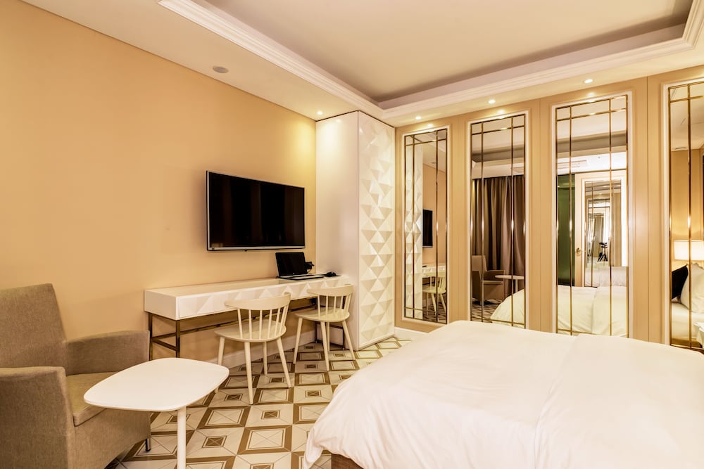 Hotel The Designers Cheongnyangni 23/59