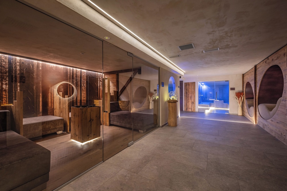 SPORTHOTEL ROMANTIC PLAZA 29/48