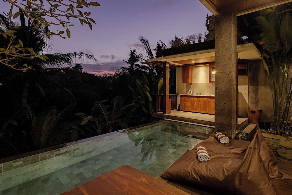 Yanyan Resort Ubud 25/50
