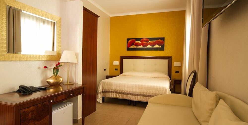 Hotel Flora 20/74
