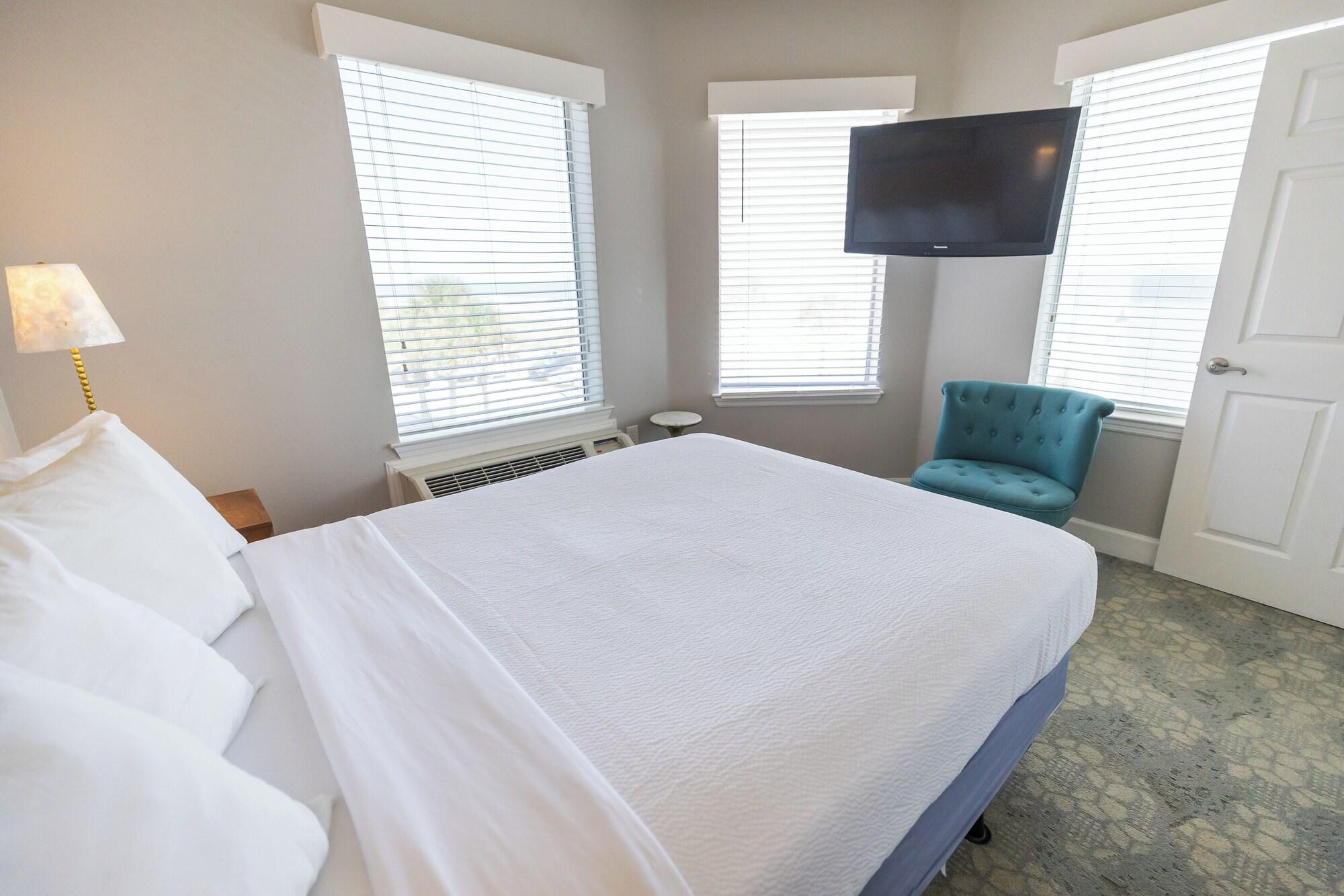 Suite, Ocean Front