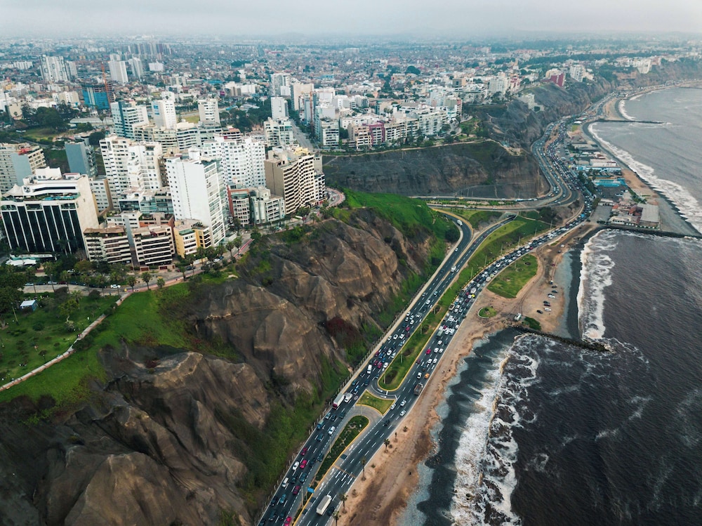 Nhow Lima 45/50