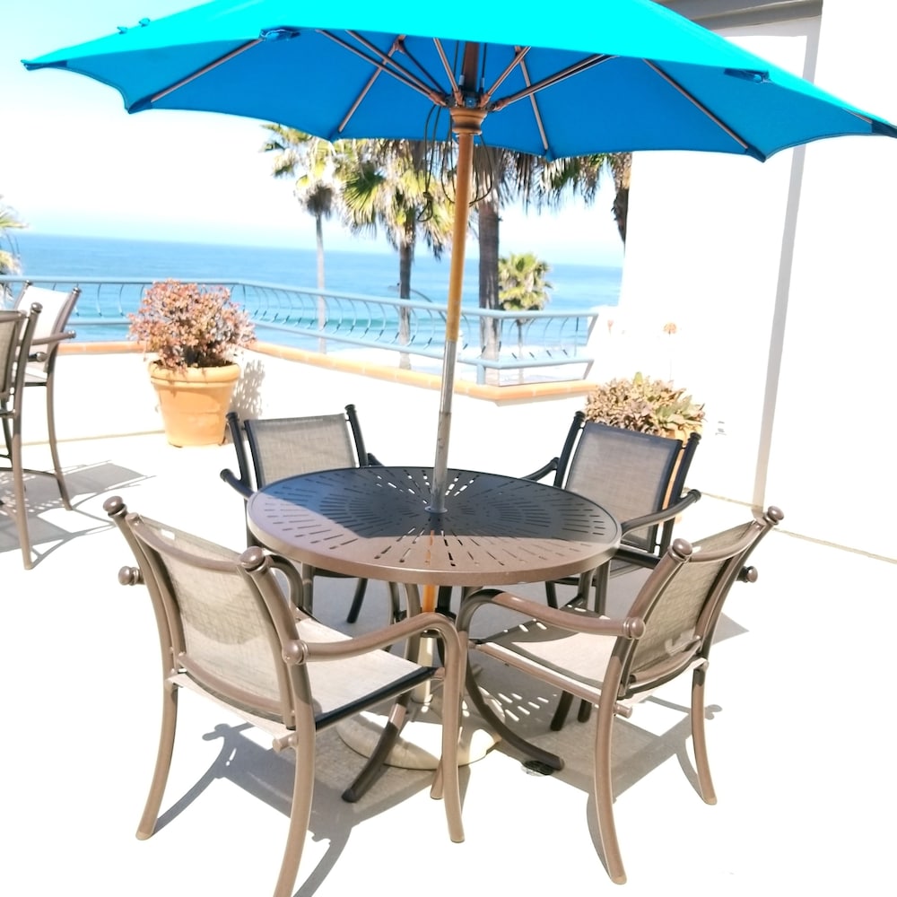 Tamarack Beach Resort Hotel 65/65